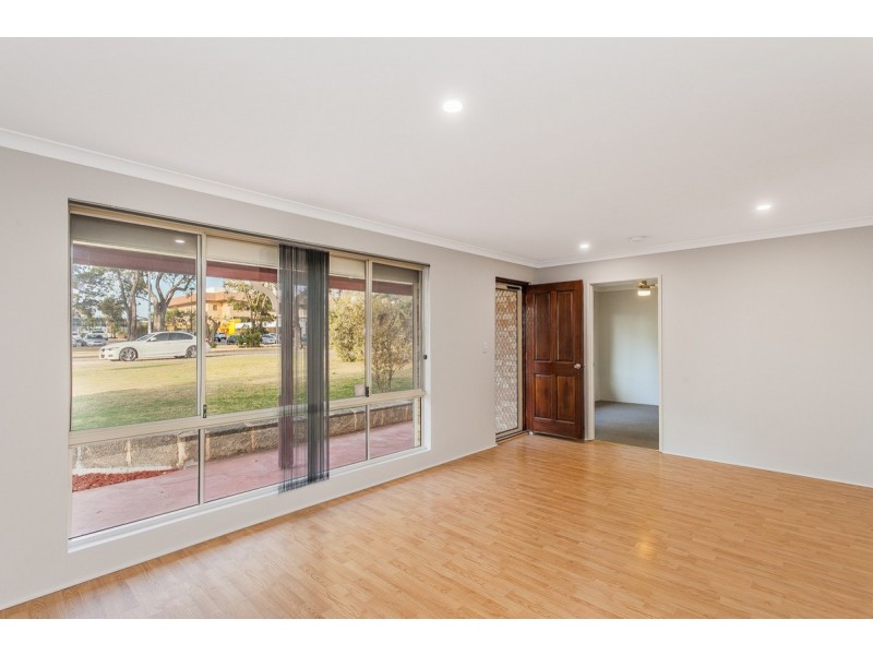 34 Elanora Drive, Cooloongup WA 6168