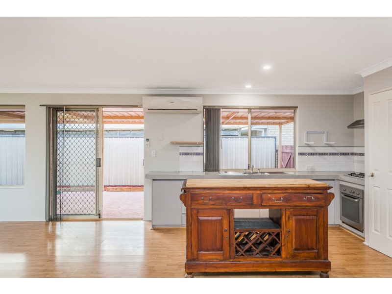 34 Elanora Drive, Cooloongup WA 6168