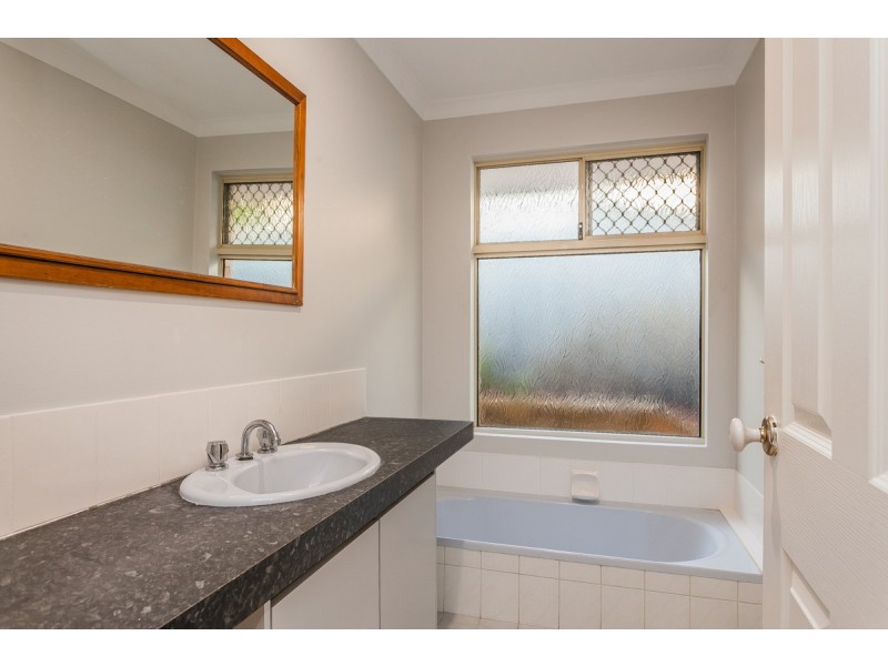 34 Elanora Drive, Cooloongup WA 6168