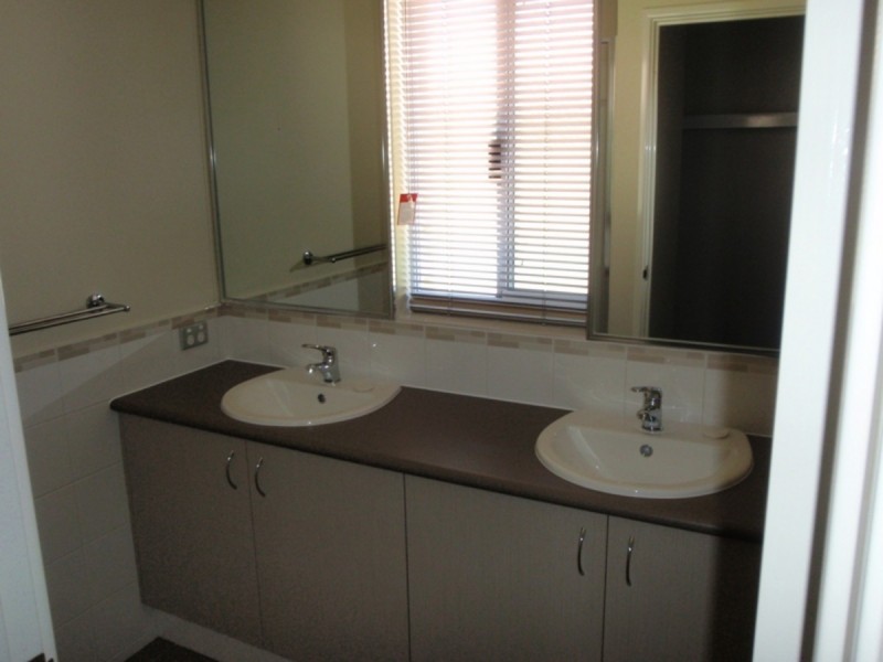 12 Zenith Turn, Baldivis WA 6171