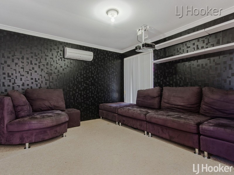 65A The Avenue, Warnbro WA 6169