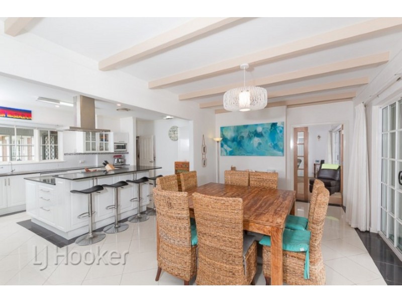 7 Smythe Street, Rockingham WA 6168