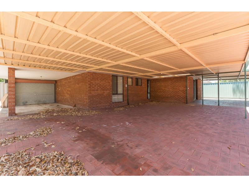 24 Carnegie Loop, Cooloongup WA 6168