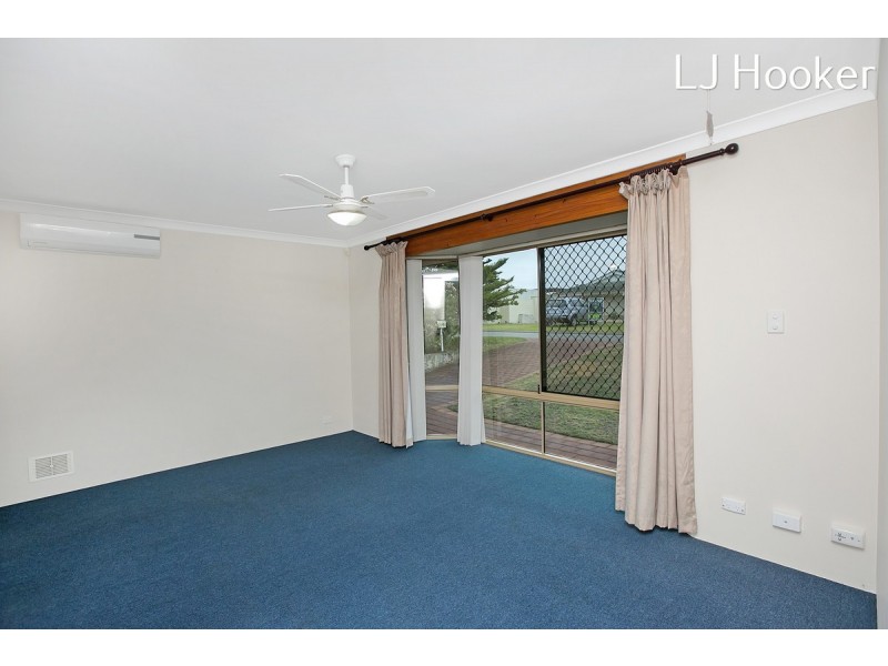 37 Mayflower Close, Port Kennedy WA 6172