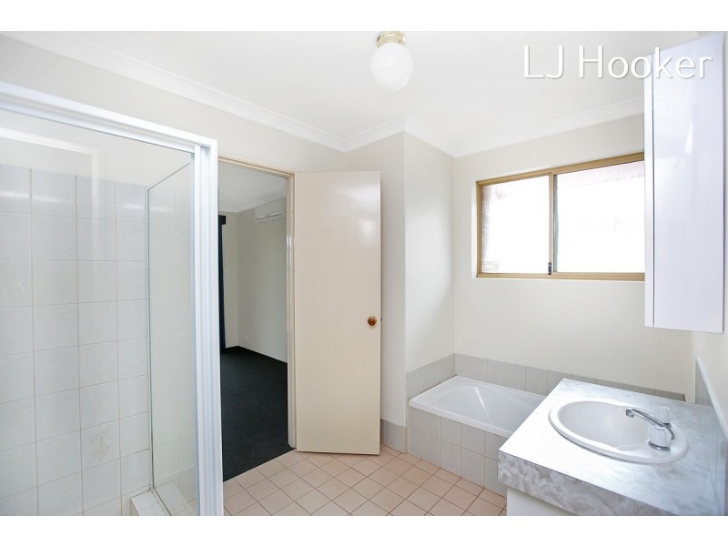 37 Mayflower Close, Port Kennedy WA 6172