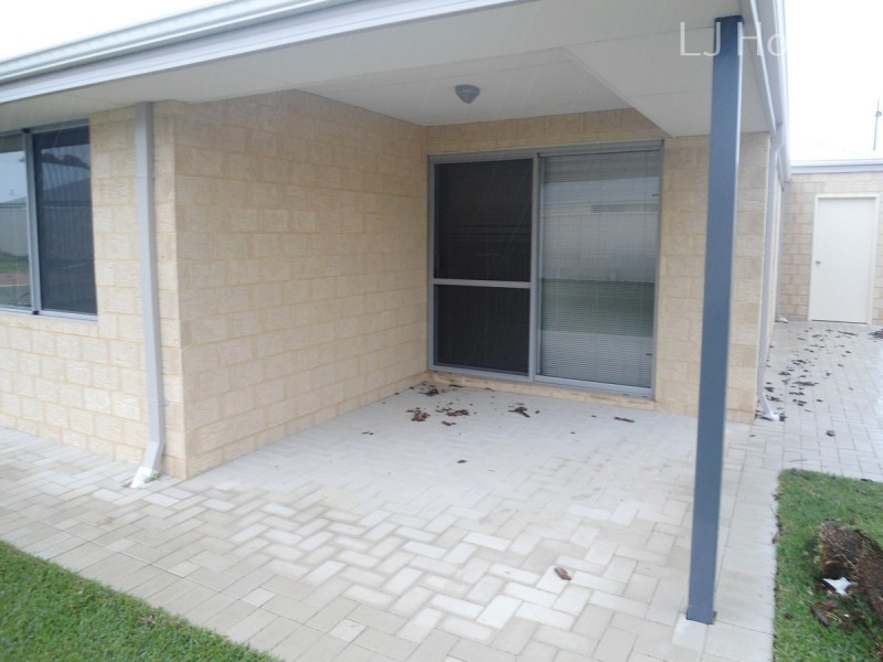 40 Sorrento Turn, Secret Harbour WA 6173