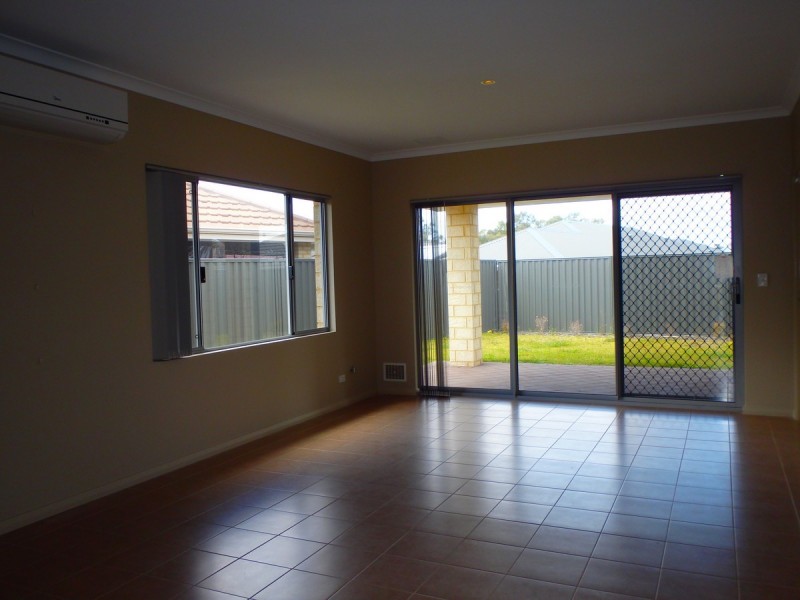 12 Rubens Circuit, Baldivis WA 6171