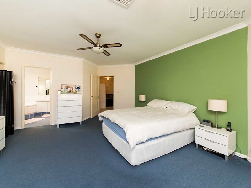 8 Latiano Green, Secret Harbour WA 6173