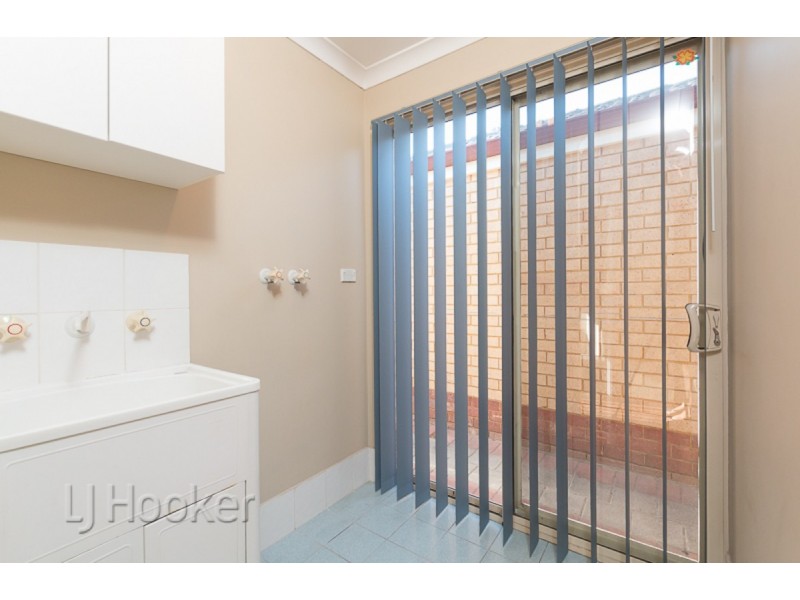 12/4 Marlo Place, Waikiki WA 6169