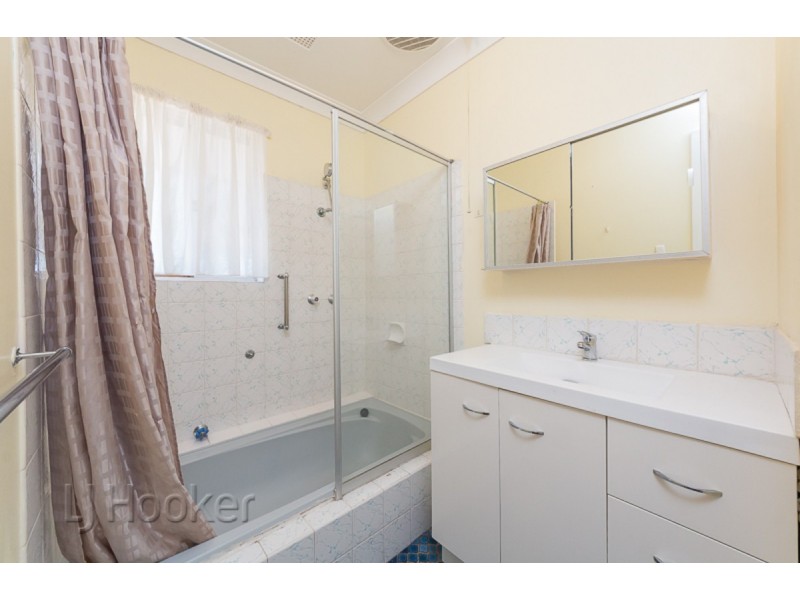 141 Milina Street, Hillman WA 6168