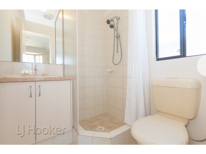 40 Link Way, Cooloongup WA 6168