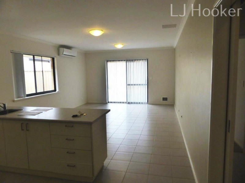 8 Kimberley Drive, Secret Harbour WA 6173