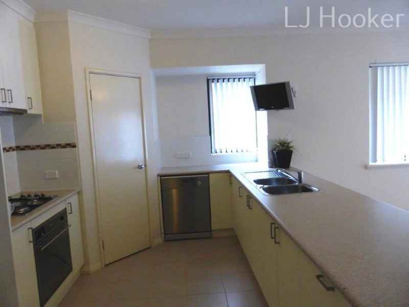 8 Kimberley Drive, Secret Harbour WA 6173