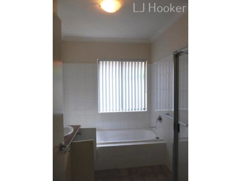 8 Kimberley Drive, Secret Harbour WA 6173