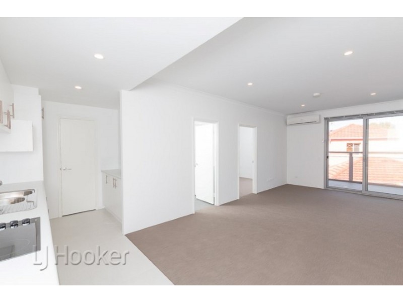 7/102 Kent Street, Rockingham WA 6168