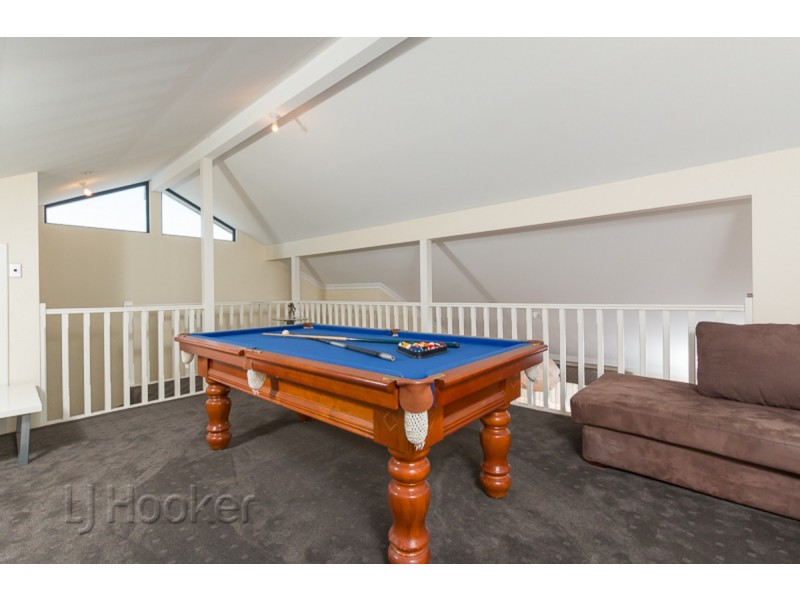 73 Toledo Circuit, Port Kennedy WA 6172
