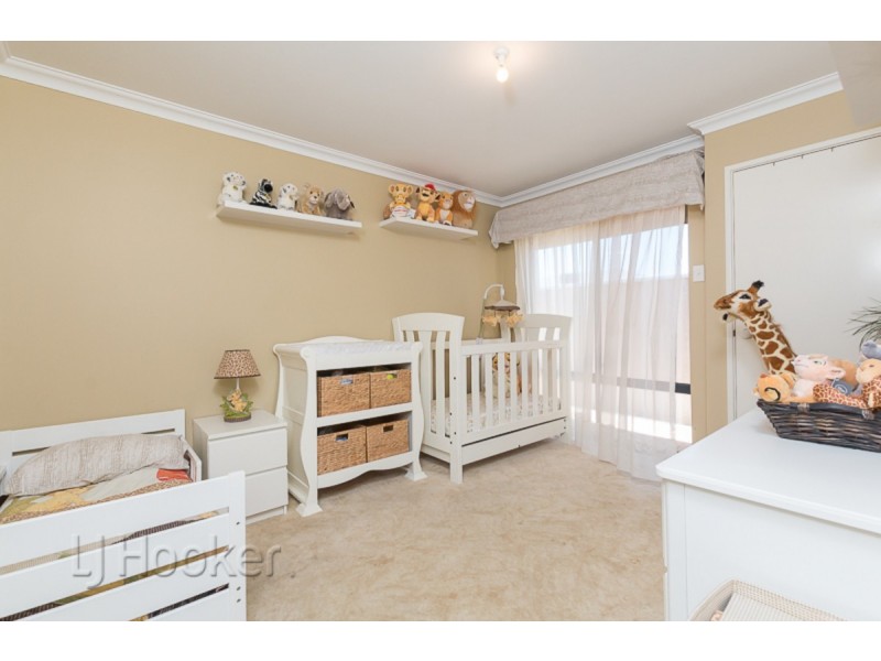 73 Toledo Circuit, Port Kennedy WA 6172