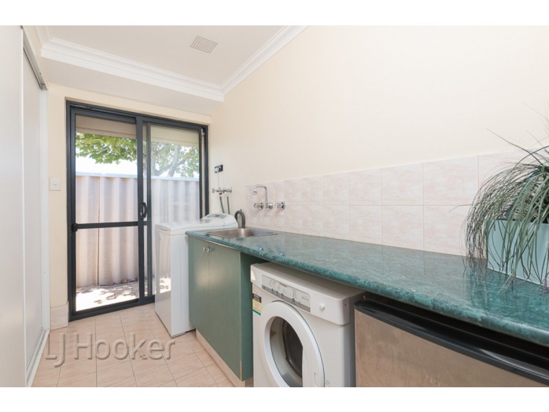 73 Toledo Circuit, Port Kennedy WA 6172