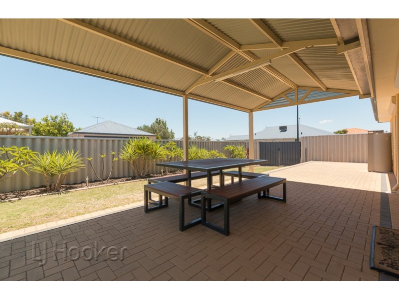 73 Toledo Circuit, Port Kennedy WA 6172