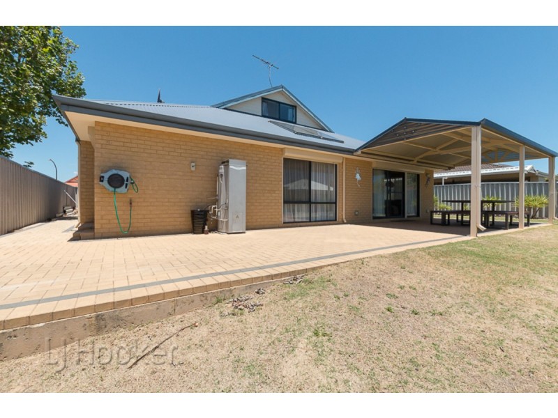 73 Toledo Circuit, Port Kennedy WA 6172
