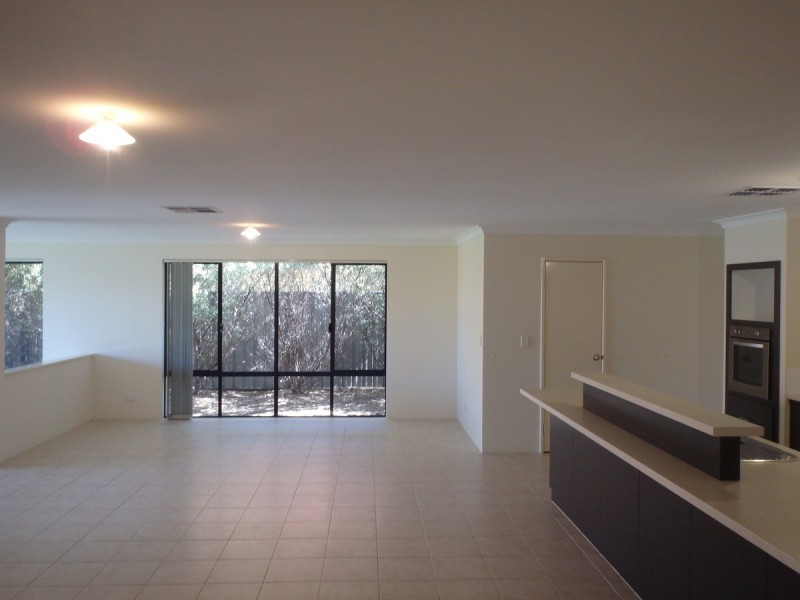 13 Galena Brace, Baldivis WA 6171