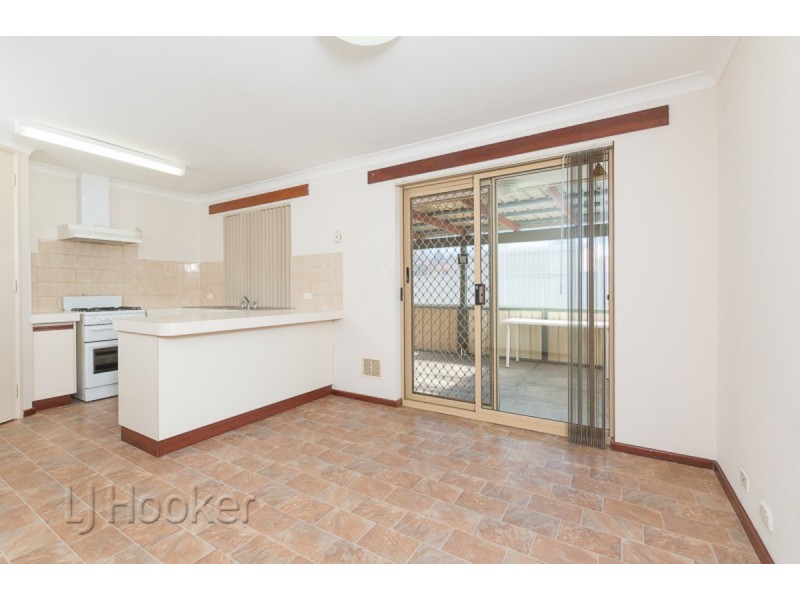 8 Georgetown Drive, Safety Bay WA 6169