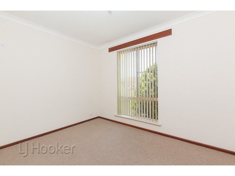 8 Georgetown Drive, Safety Bay WA 6169