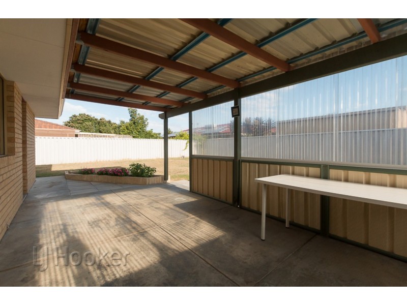 8 Georgetown Drive, Safety Bay WA 6169