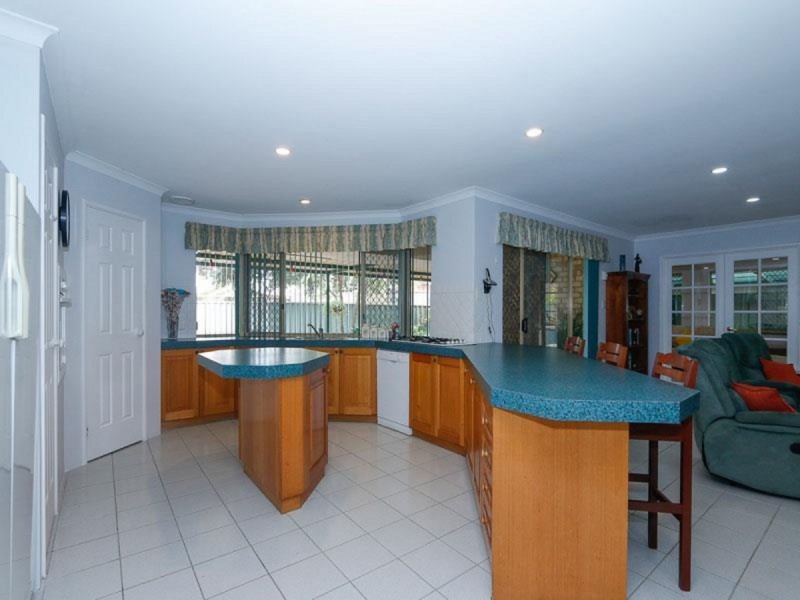 61 Leeuwin Parade, Rockingham WA 6168