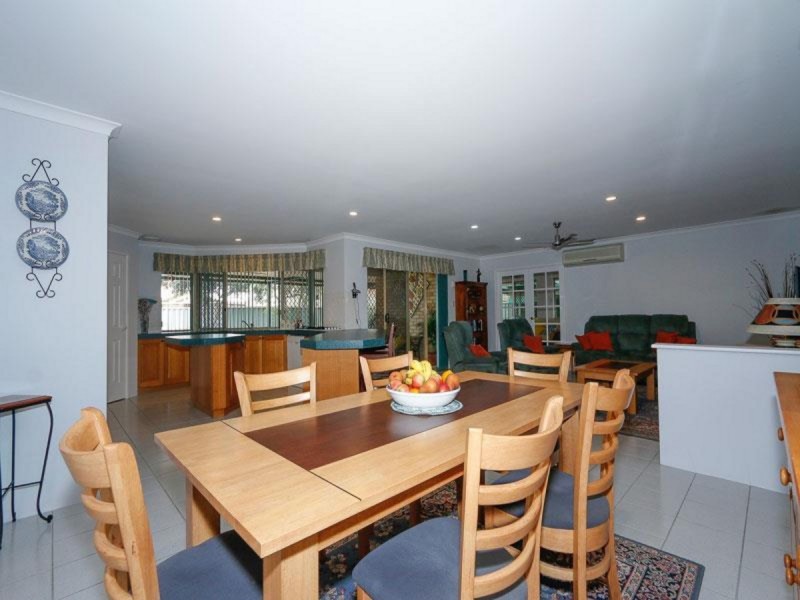 61 Leeuwin Parade, Rockingham WA 6168