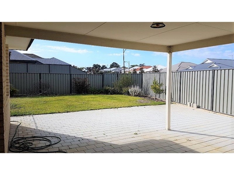 50 Kingaroy Drive, Baldivis WA 6171