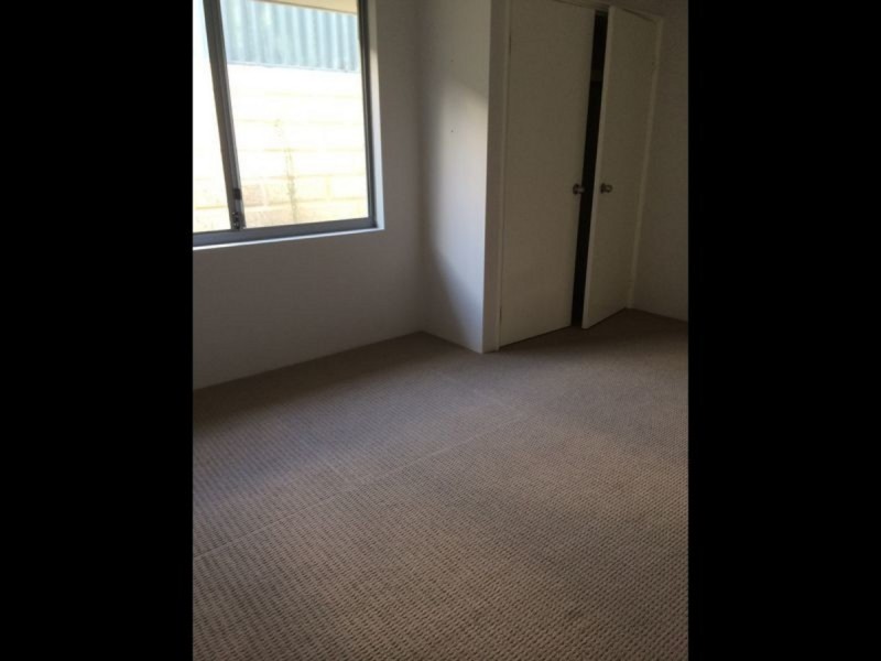 34 Clearwater Way, Singleton WA 6175