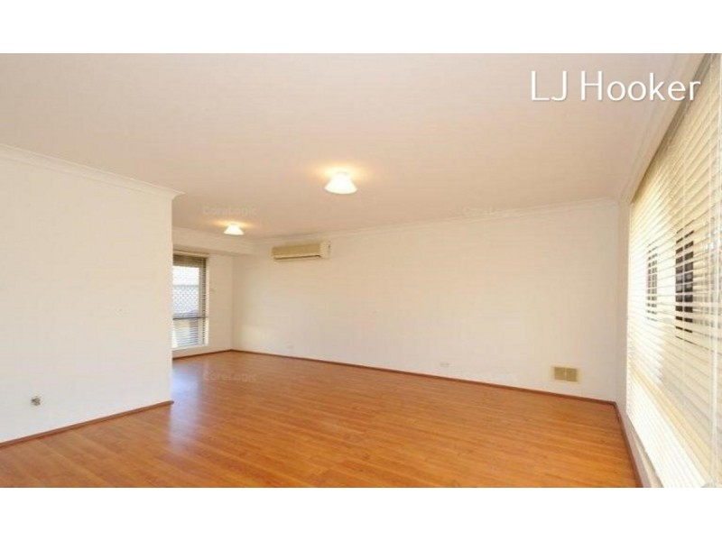 11 Grange Drive, Cooloongup WA 6168