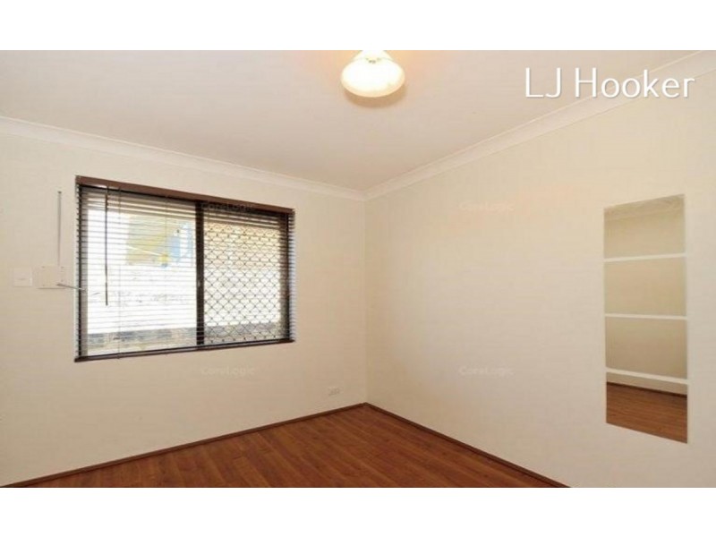 11 Grange Drive, Cooloongup WA 6168