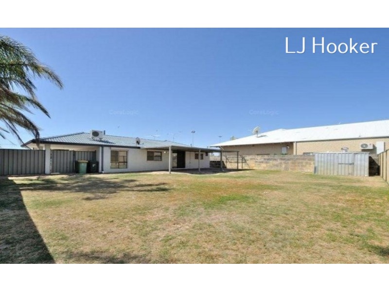 11 Grange Drive, Cooloongup WA 6168