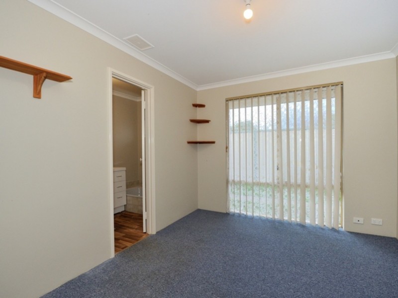 13A Meadow Court, Cooloongup WA 6168