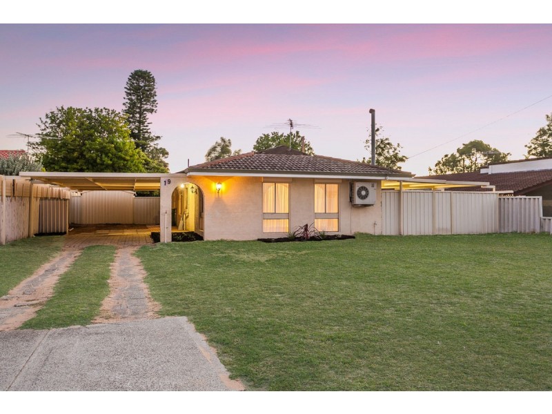 19 Carvie Street, Hillman WA 6168