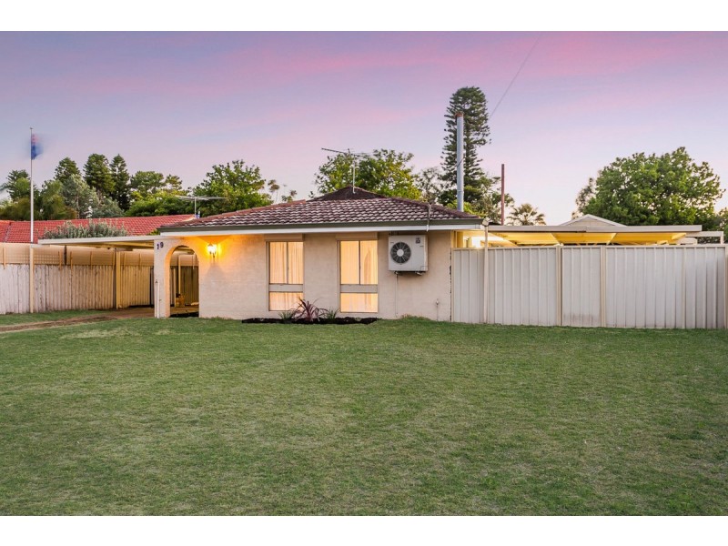 19 Carvie Street, Hillman WA 6168