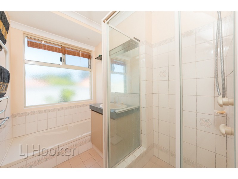 8 Talma Place, Warnbro WA 6169