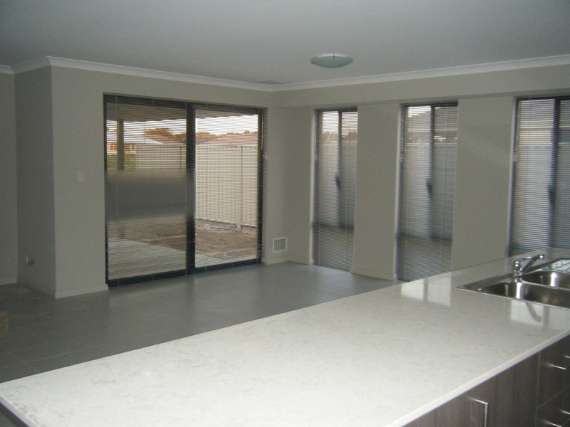 22 Jims Crescent, Secret Harbour WA 6173