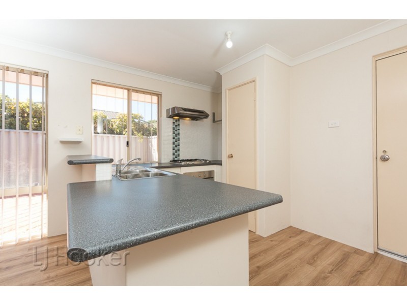 1/25 Discovery Crescent, Port Kennedy WA 6172