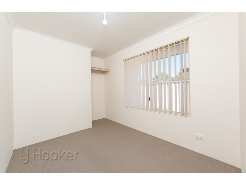 1/25 Discovery Crescent, Port Kennedy WA 6172