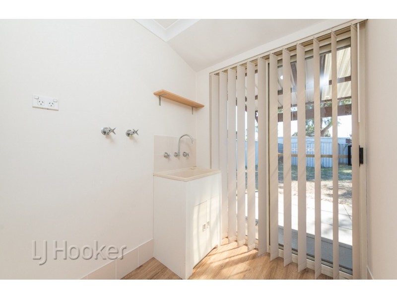 1/25 Discovery Crescent, Port Kennedy WA 6172