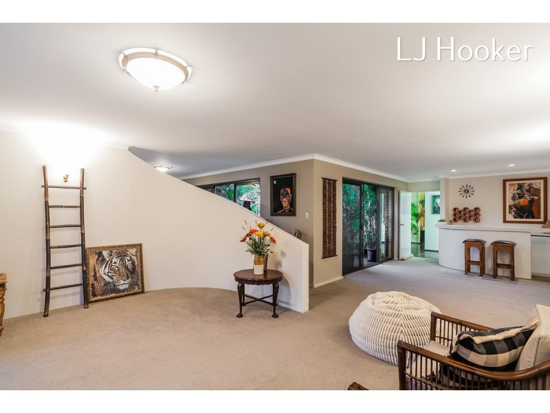13 Barbrook Way, Warnbro WA 6169