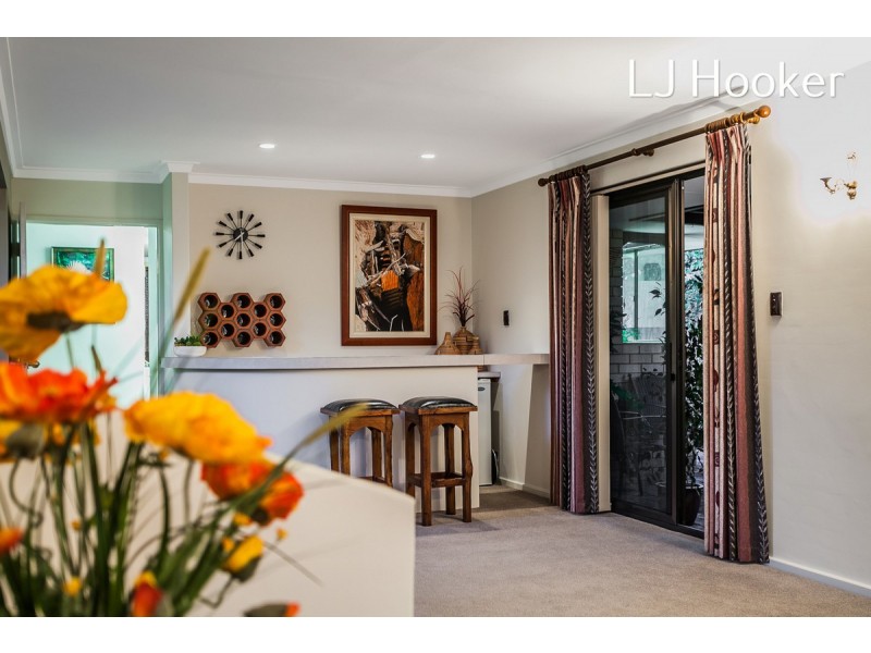 13 Barbrook Way, Warnbro WA 6169