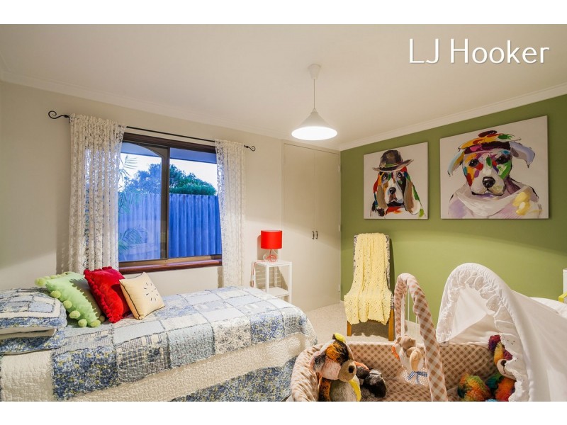 13 Barbrook Way, Warnbro WA 6169