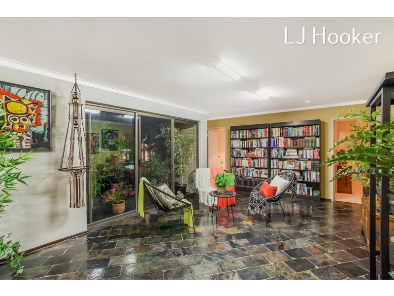 13 Barbrook Way, Warnbro WA 6169