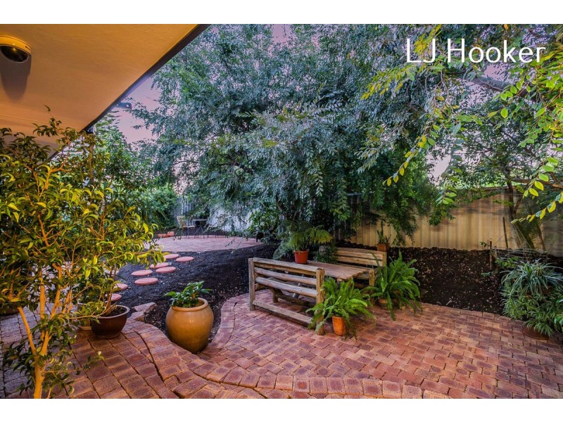 13 Barbrook Way, Warnbro WA 6169
