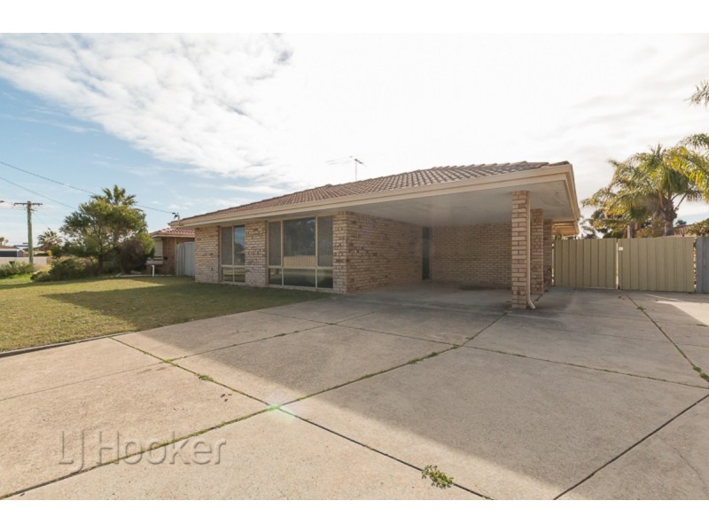 9 Fortescue Road, Cooloongup WA 6168