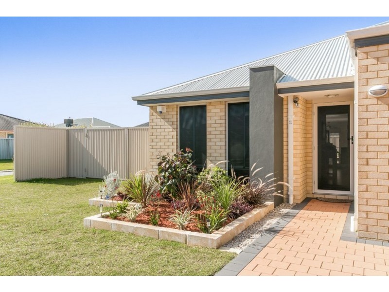 1 Arnside Bend, Waikiki WA 6169